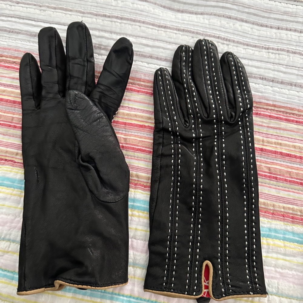 Women's leather gloves. Anne Klein Size M